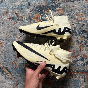 Nike Cream and Black Soccer Cleats